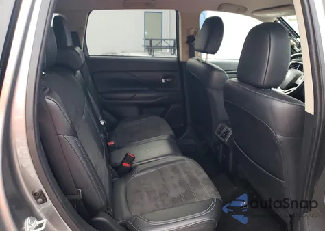 2020 Mitsubishi Outlander Se z USA, uszkodzony, nr VIN JA4AD3A33LZ043714